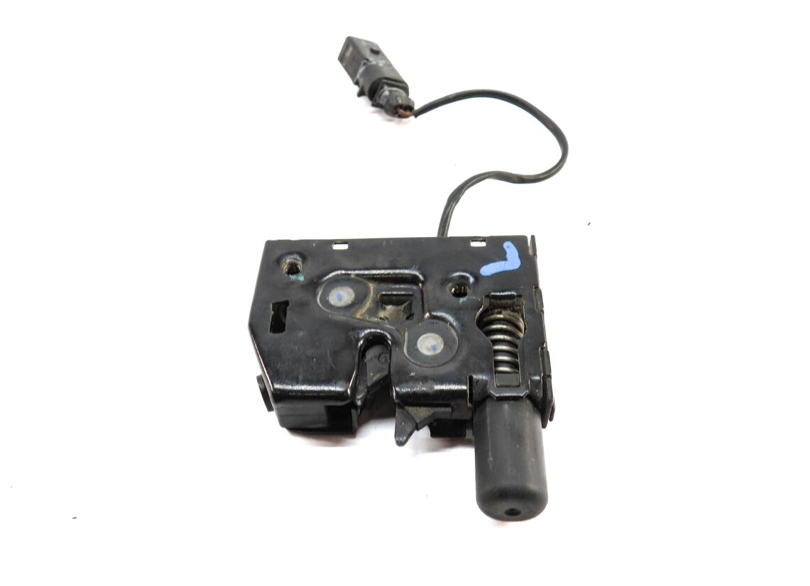 Thumbnail 2: 2012 AUDI A6 (C7) FRONT LEFT or RIGHT LOWER HOOD LOCK LATCH