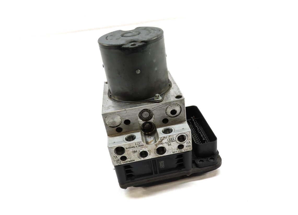 Thumbnail 2: 12-15 AUDI A6 S6 A7 S7 (C7 4G8) ABS BRAKE PUMP MODULE (ADAPTIVE CRUISE CONTROL)