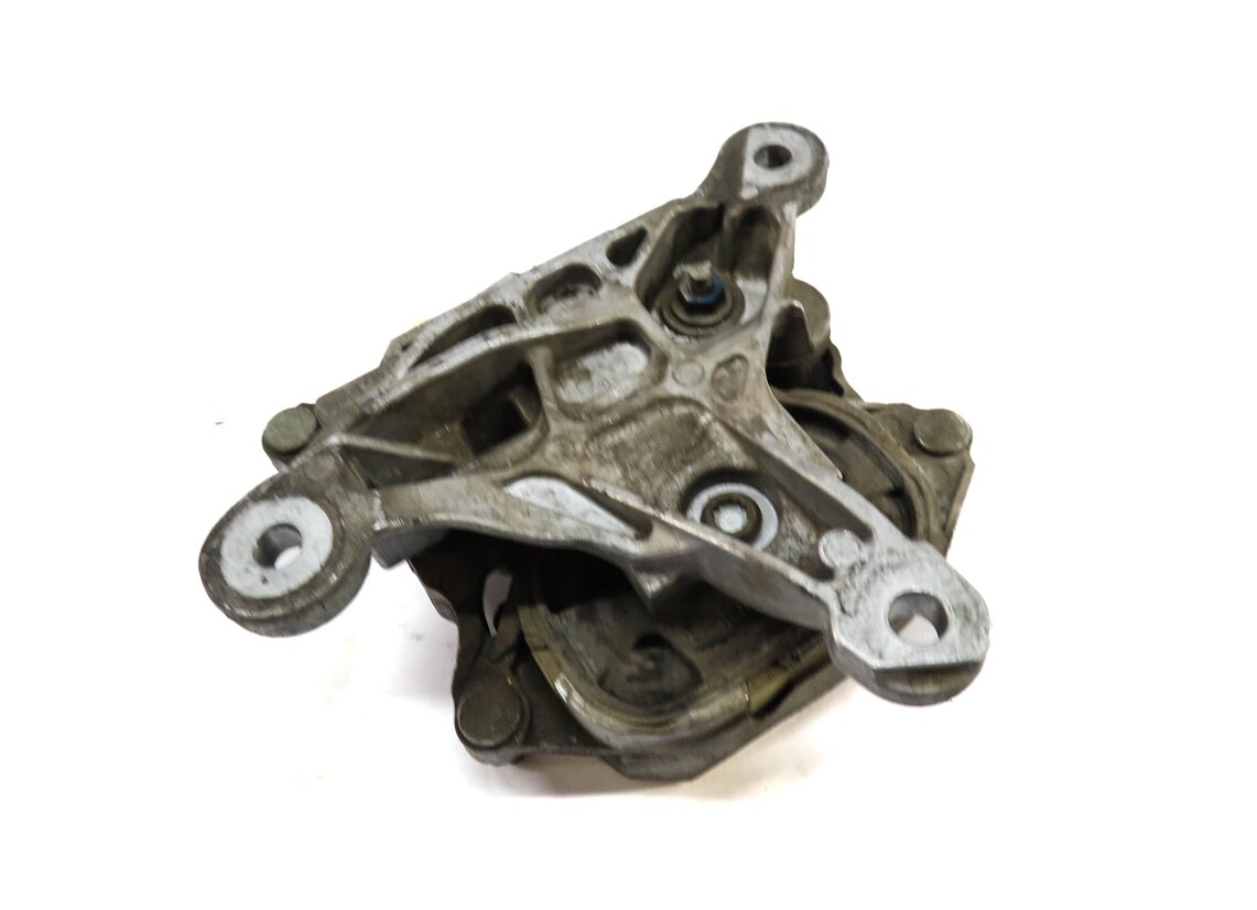Thumbnail 1: 2012 AUDI A6 (C7) 3.0L CGXB SUPERCHARGED ENGINE AWD TRANSMISSOIN MOUNT BRACKET