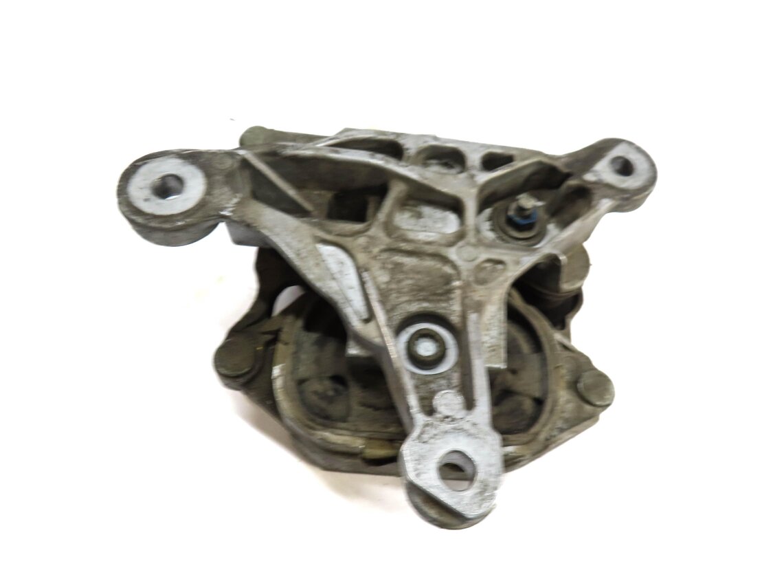 Thumbnail 2: 2012 AUDI A6 (C7) 3.0L CGXB SUPERCHARGED ENGINE AWD TRANSMISSOIN MOUNT BRACKET