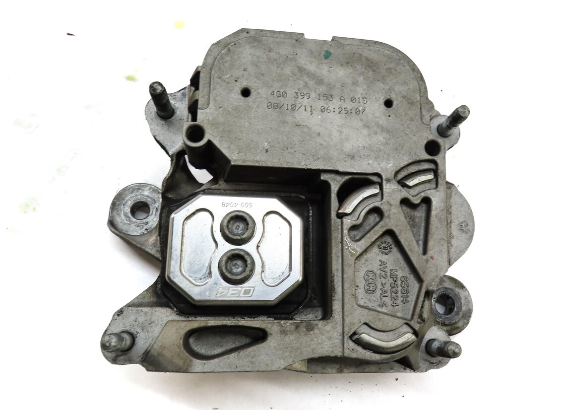 Thumbnail 3: 2012 AUDI A6 (C7) 3.0L CGXB SUPERCHARGED ENGINE AWD TRANSMISSOIN MOUNT BRACKET