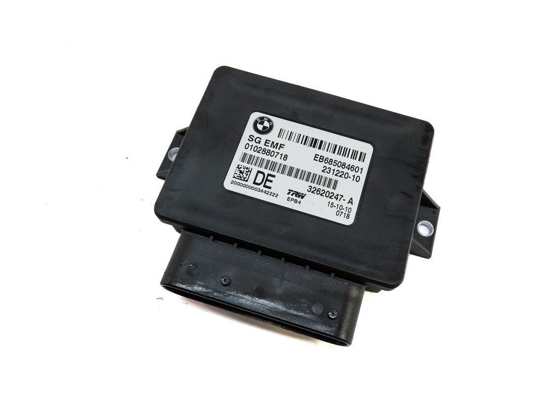 11-19 BMW 5 / 6 SERIES X3 X4 (F10 F06 F12 F25 F26) PARKING BRAKE CONTROL MODULE