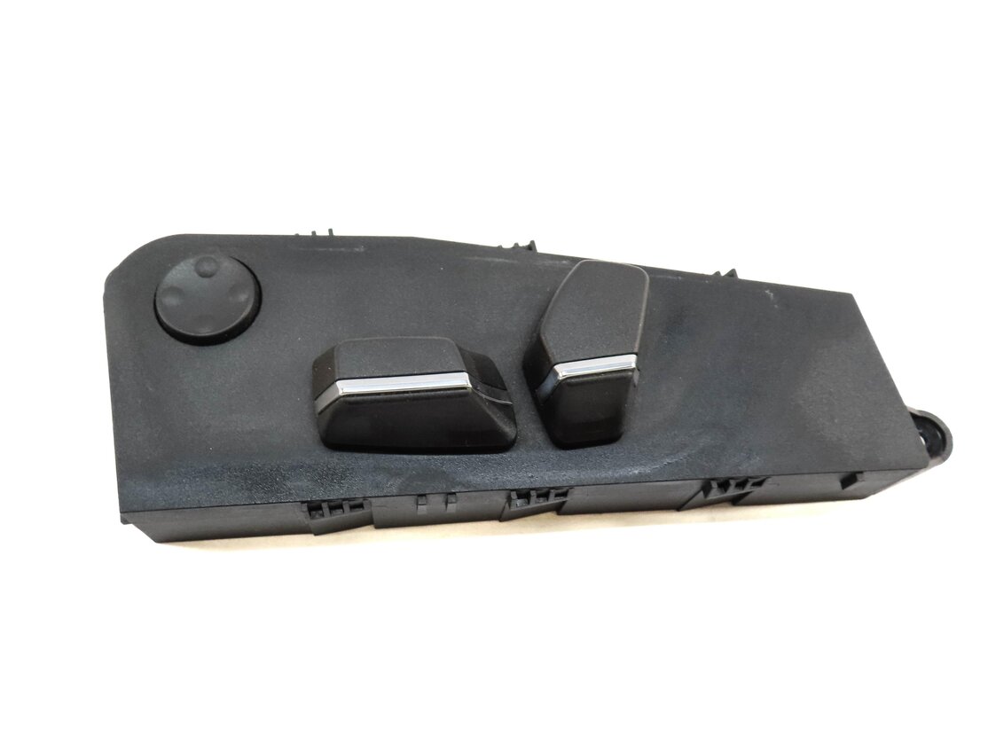 Thumbnail 5: 2011 BMW 535i (F10) FRONT LEFT DRIVER SEAT ADJUSTMENT SWITCH SET (BEIGE MEMORY)