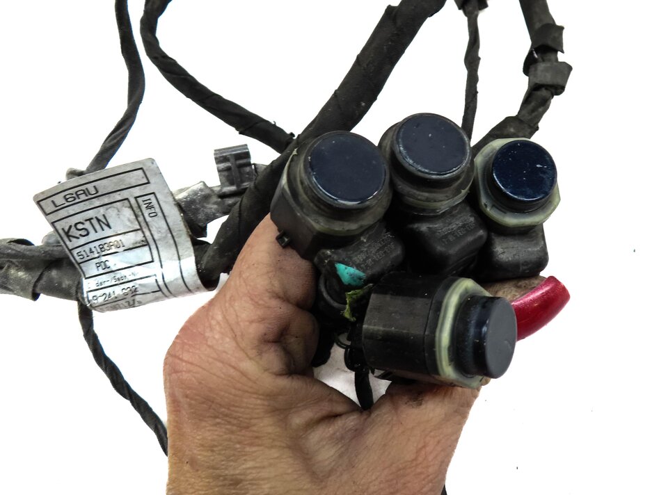 Thumbnail 4: 2011 BMW 535i (F10) FRONT PDC PARK SENSOR SET w/ HARNESS (IMPERIAL BLUE A89)