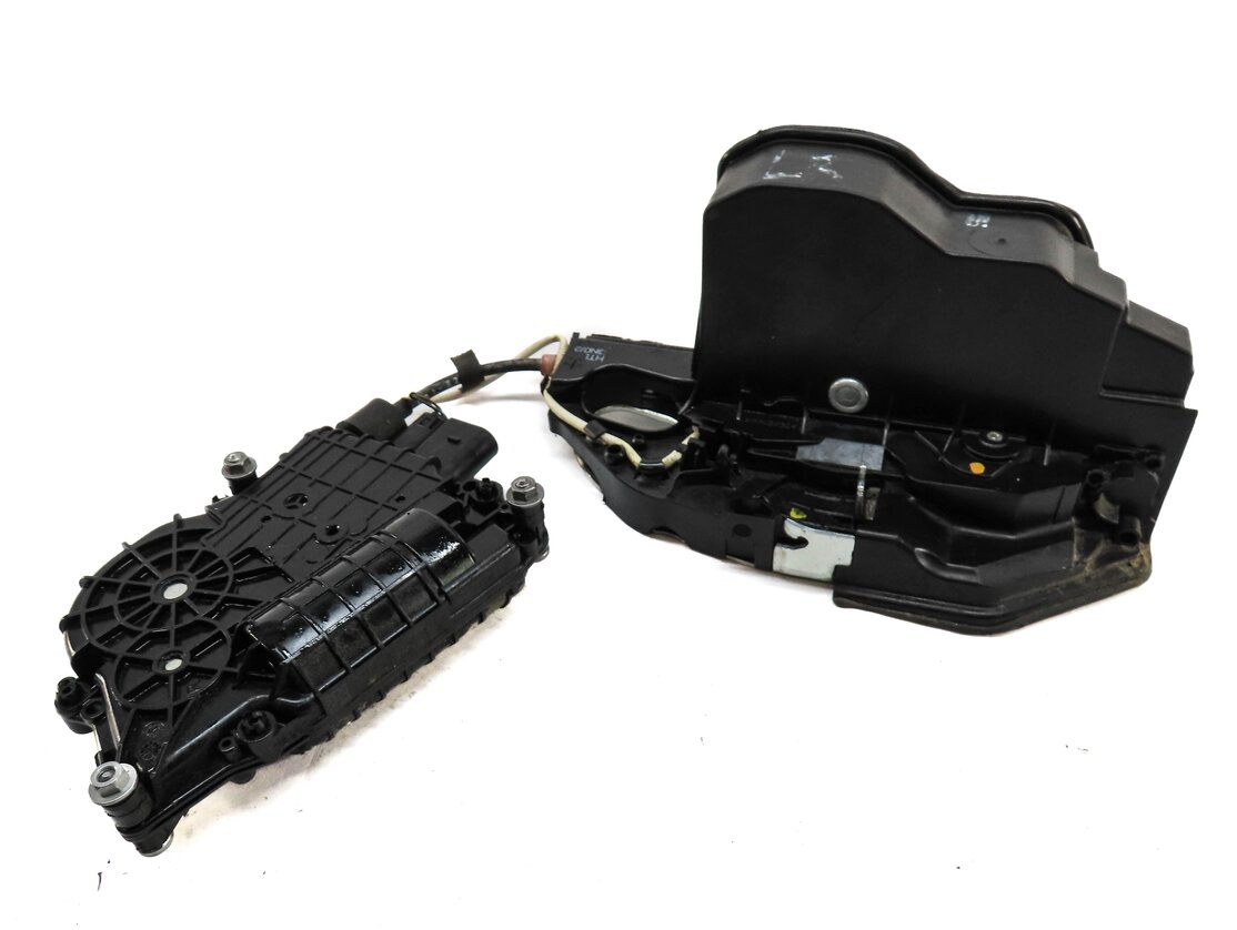 Thumbnail 2: 2011-2016 BMW 528i 535i 550i M5 (F10) LEFT REAR SOFT CLOSE DOOR LOCK LATCH SET