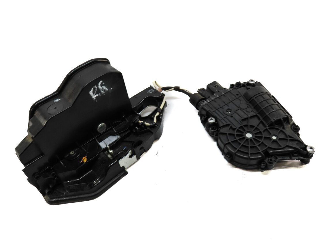 2011-2016 BMW 528i 535i 550i M5 (F10) RIGHT REAR SOFT CLOSE DOOR LOCK LATCH SET