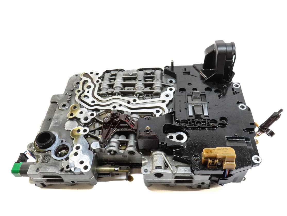 Thumbnail 3: BMW 2011 535i / 11-12 535iGT - AWD 8HP-45 AUTOMATIC TRANSMISSION VALVE BODY