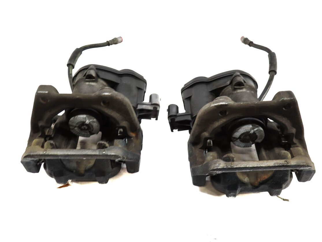 Thumbnail 5: 2011-2016 BMW 528i 535i (F10) REAR LEFT & RIGHT ABS DISC BRAKE CALIPER SET-2