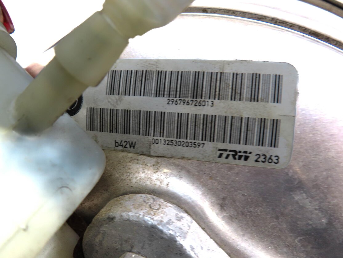 Thumbnail 5: 2011 BMW 535i (F10) POWER BRAKE BOOSTER w/ MASTER CYLINDER & RESERVOIR