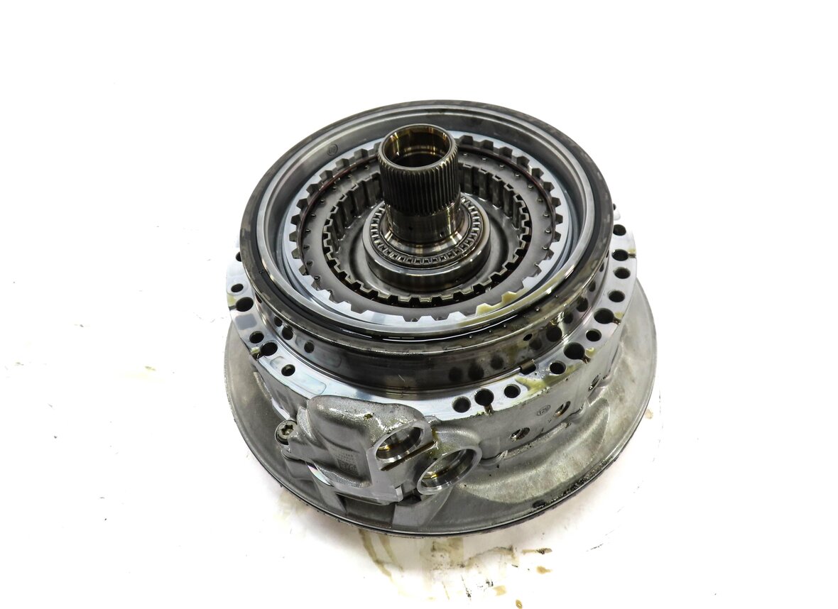 Thumbnail 2: 13-19 BMW 550i 550iGT 650i 750i (F01 F02 F10) RWD - 8HP70 TRANSMISSION OIL PUMP