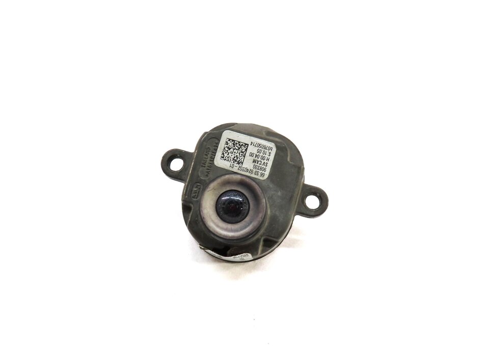 09-18 BMW 3 4 5 6 7 X5 X6 (F01 F02 F06 F10 F12 F13 F30 F32) FRONT BUMPER CAMERA