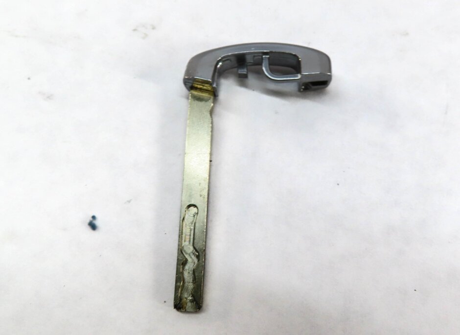 Thumbnail 6: 2015 BMW 750Li (F01) FRONT LEFT DOOR & TRUNK + SKELETON KEY SET