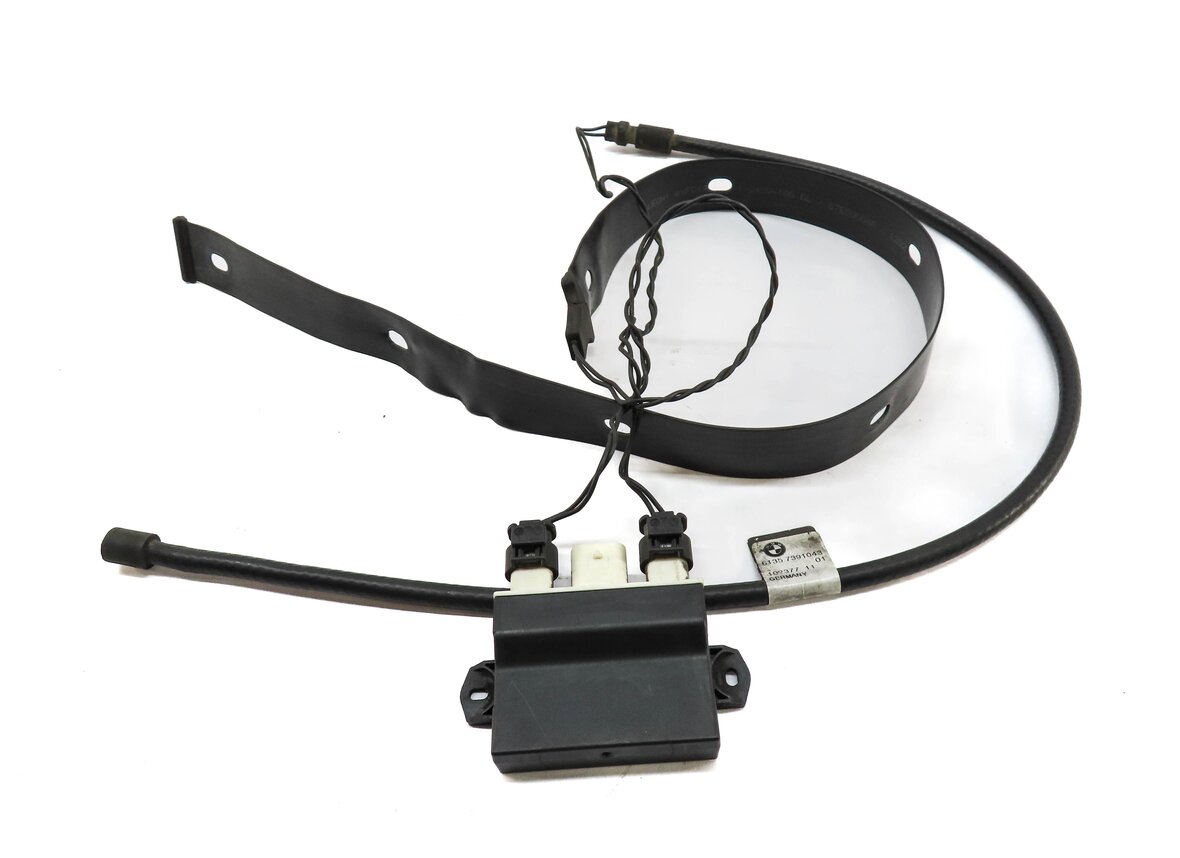 Thumbnail 2: 12-17 BMW 3 4 5 7 X3 X6 (F01 F10 F30) TRUNK KICK PAD SENSOR SMART OPENER MODULE