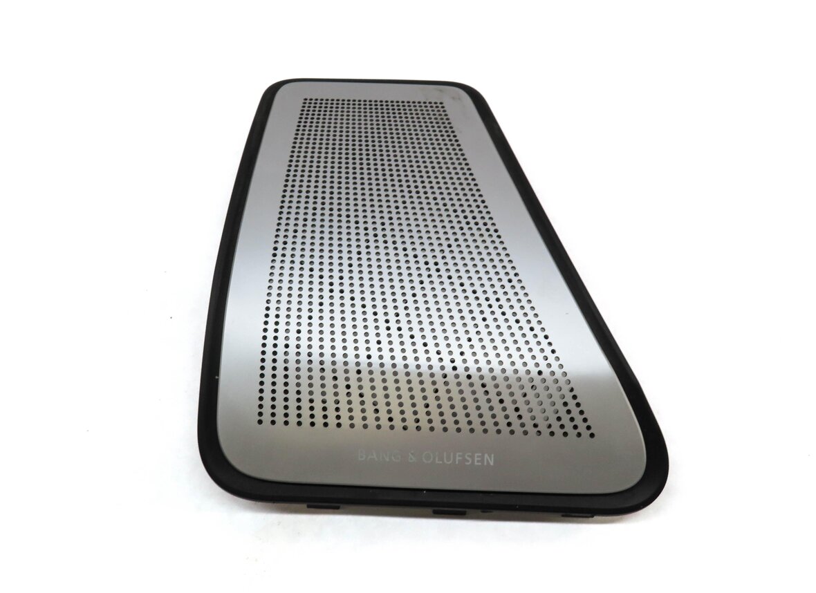 Thumbnail 2: 2015 BMW 750Li (F01) REAR LEFT SHELF BANG & OLUFSEN SPEAKER COVER GRILLE