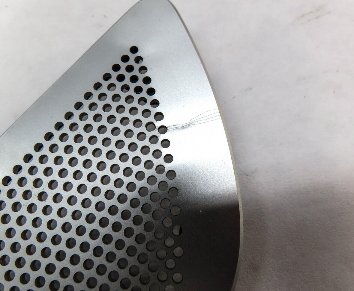 Thumbnail 4: 2015 BMW 750Li (F01) REAR RIGHT DOOR BANG & OLUFSEN SPEAKER COVER GRILLE