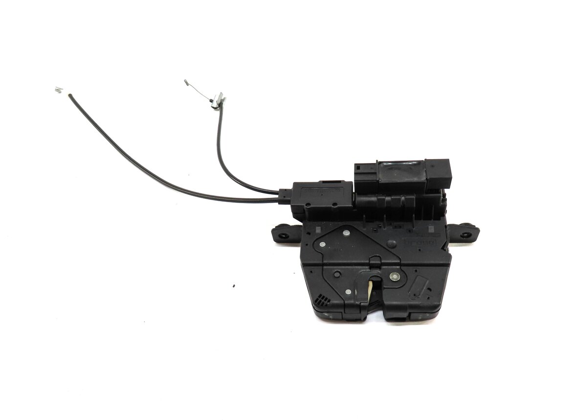 Thumbnail 2: 2015 BMW 750Li (F01) REAR BACK TRUNK LOCK LATCH ACTUATOR