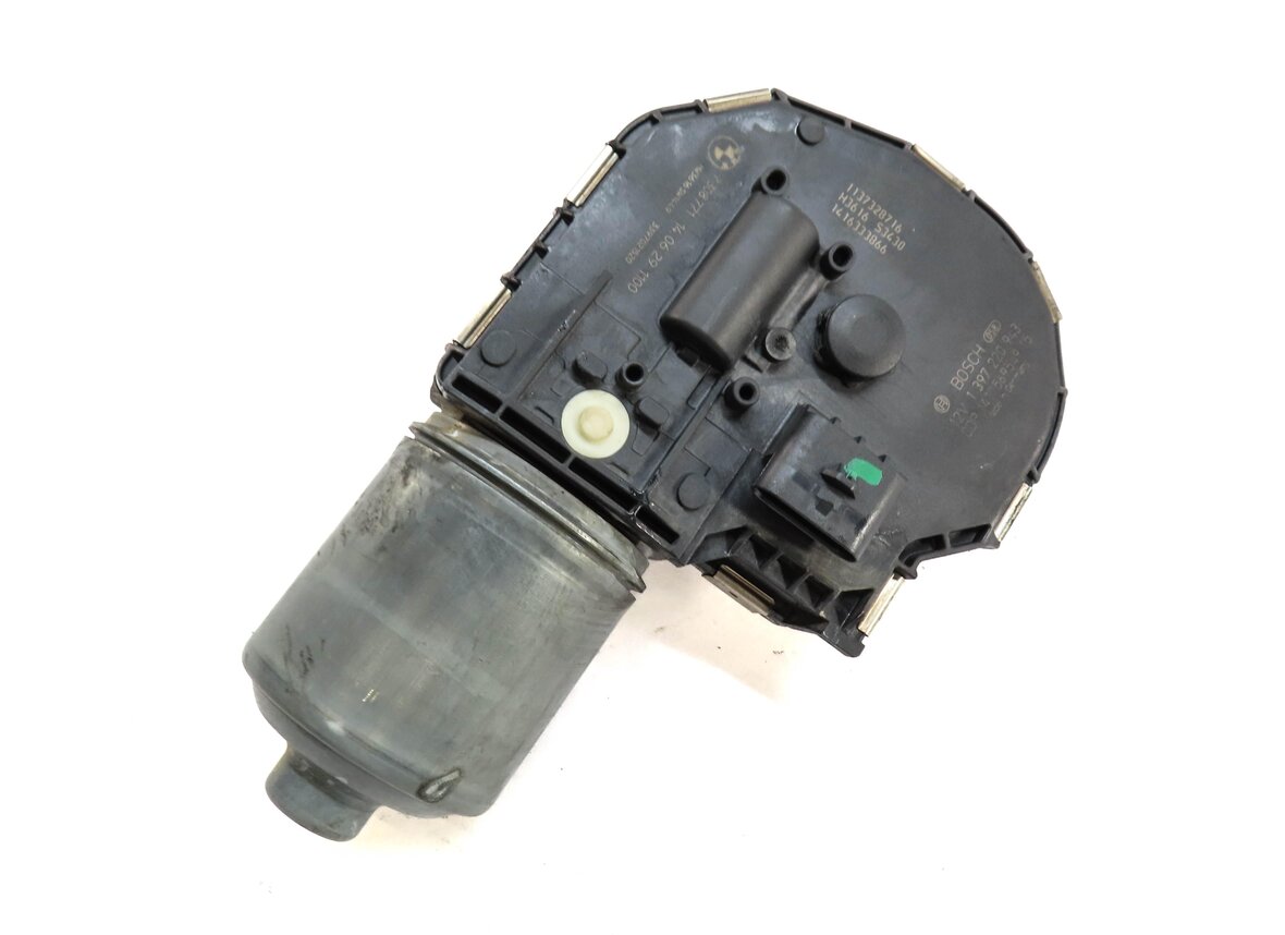 10-16 BMW M5 535i 550i 740i 750i 760i (F01 F02 F10) FRONT WINDSHIELD WIPER MOTOR