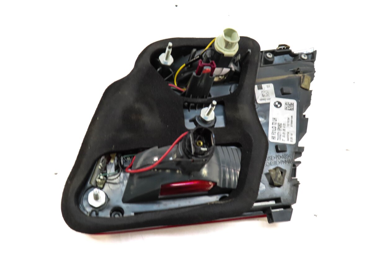 Thumbnail 3: 13-15 BMW 7 SERIES F01 F02 F04 REAR LEFT DRIVER INNER TRUNK TAILLIGHT LIGHT LAMP