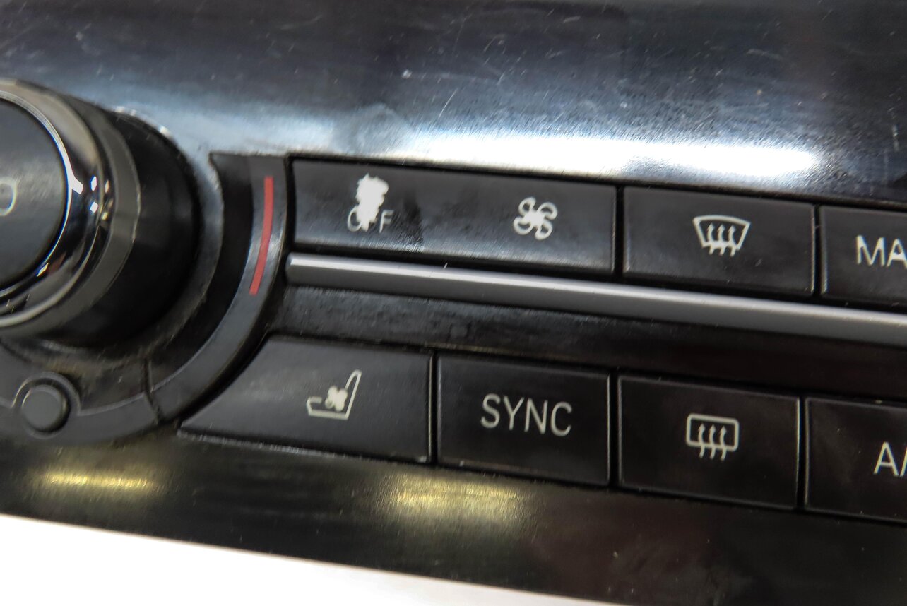 Thumbnail 8: 2011-2015 BMW 740i 750i 760i (F01) FRONT A/C HEATER CLIMATE RADIO CONTROL PANEL