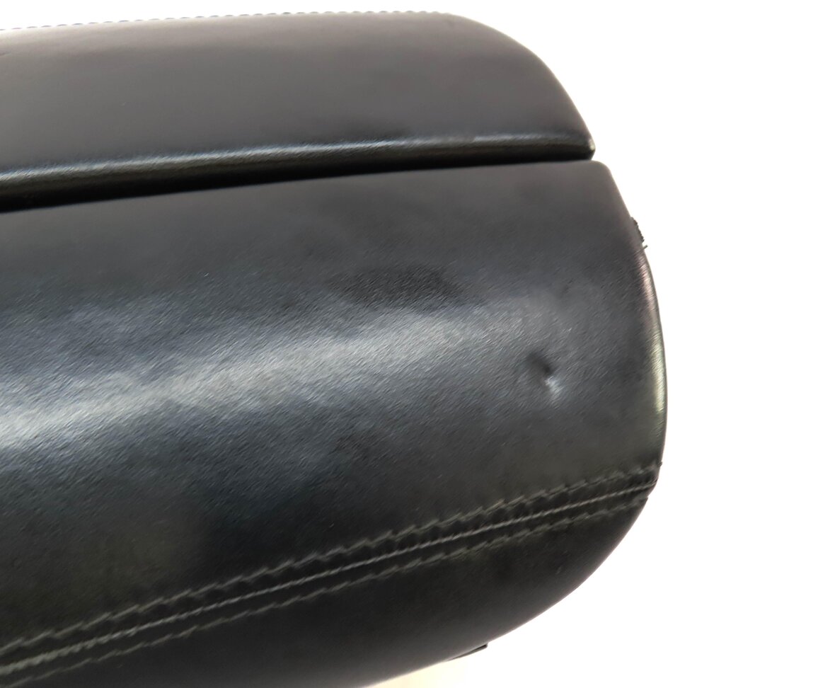 Thumbnail 8: 09-15 BMW 740i 750i 760i B7 (F01) CENTER CONSOLE ARM REST COMPARTMENT (BLACK)