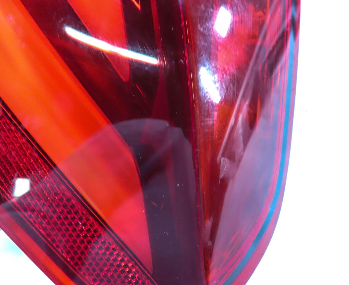 Thumbnail 5: 13-15 BMW 7 SERIES F01 F02 F04 REAR RIGHT PASSENGER OUTER TAILLIGHT BRAKE LIGHT