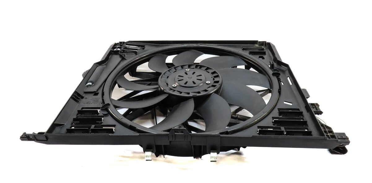 Thumbnail 3: 10-18 BMW 550i 550iGT 650i 750i (F01 F06 F10) 850w RADIATOR COOLING FAN & SHROUD