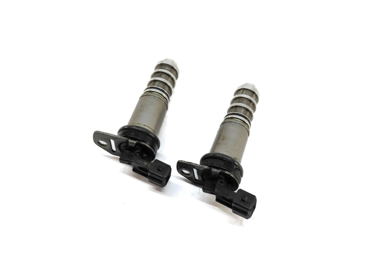 2015 BMW 750Li (F01) 4.4L (N63) ENGINE VANOS TIMING SOLENOID SET OF 2