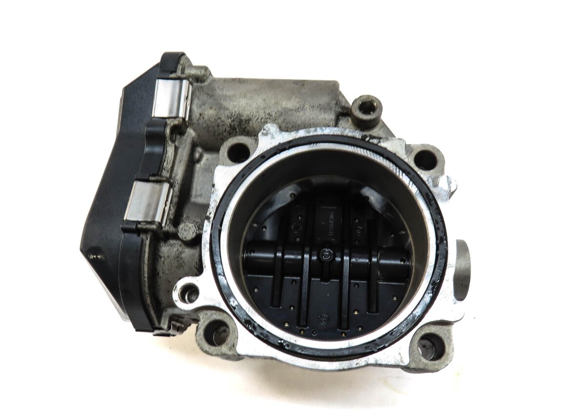 Thumbnail 4: 08-18 BMW 5 7 X5 X6 X5M X6M (F01 F10 F12 F15 F16) 4.4L N63 S63 THROTTLE BODY SET