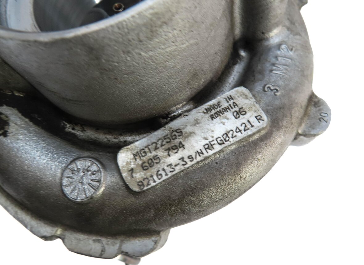 Thumbnail 7: 13-19 BMW 5 6 7 X5 X6 (F01 F02 F04 F06 F07 F10 F12) 4.4L N63 RIGHT TURBOCHARGER
