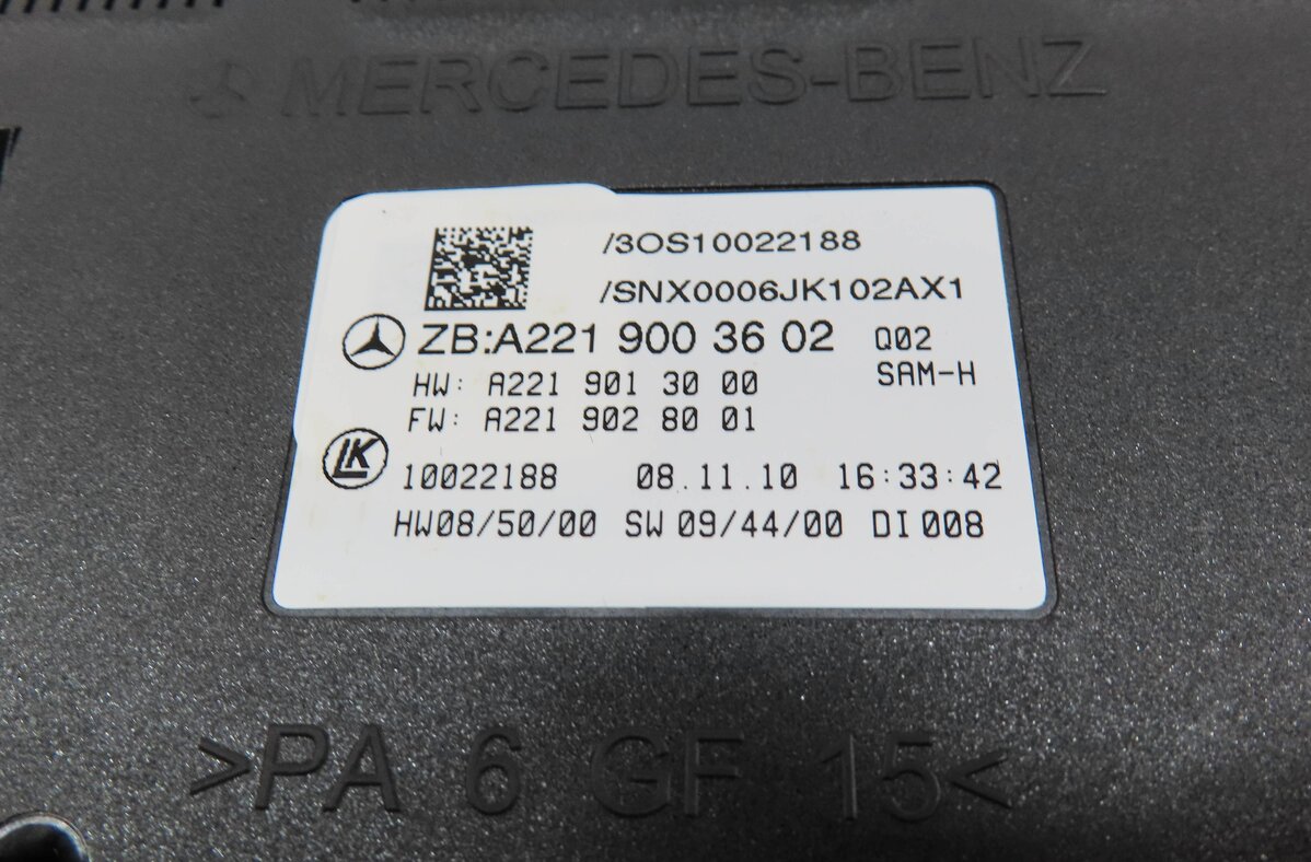 Thumbnail 3: 2011 MERCEDES S63 AMG W221 REAR SIGNAL ACTIVATION CONTROL MODULE SAM 2219003602