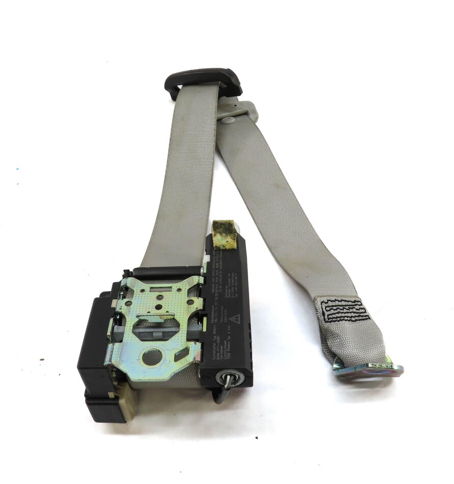 Thumbnail 3: 2011 MERCEDES S63 (W221) REAR RIGHT SEATBELT RETRACTOR (GRAY)