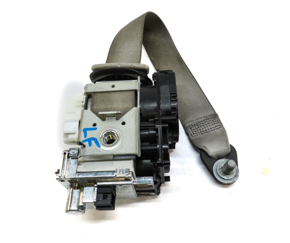 Thumbnail 3: 11-13 MERCEDES S350 S450 S550 S600 (W221) LEFT DRIVER SEATBELT RETRACTOR (GRAY)