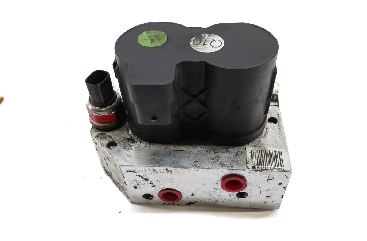 Thumbnail 2: 2007-2014 MERCEDES CL S CLASS (C216 W221) AIR SUSPENSION COMPRESSOR PUMP MOTOR