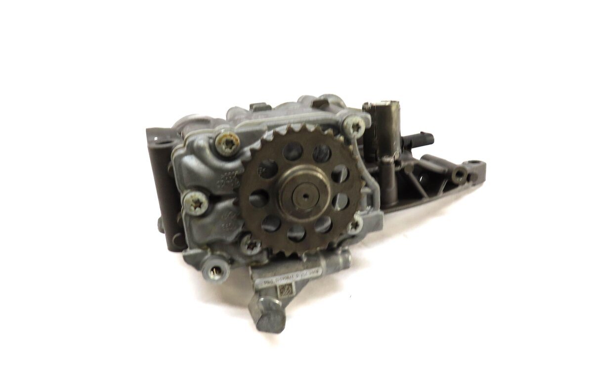 2011 MERCEDES S63 (W221) 5.5L AMG ENGINE OIL FLUID PUMP 2781810347
