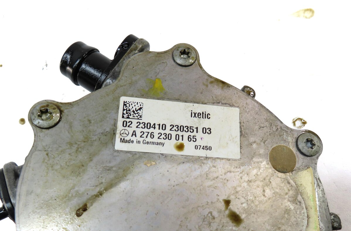 Thumbnail 4: 11-20 MERCEDES CL550 GL450 GL550 ML350 ML550 S400 S550 S600 SL550 - VACUUM PUMP