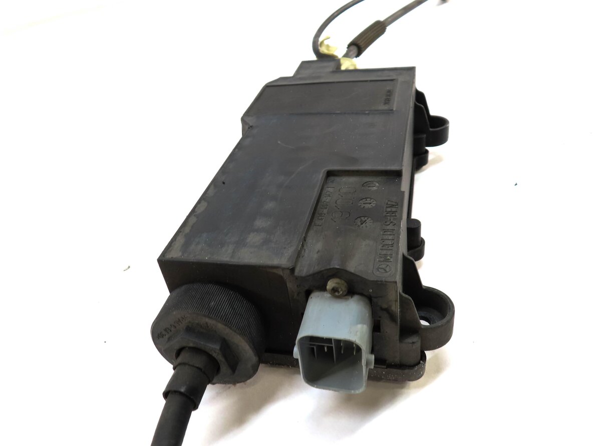 Thumbnail 4: 2011 MERCEDES S63 AMG (W221) EMERGENCY ELECTRIC PARKING BRAKE ACTUATOR