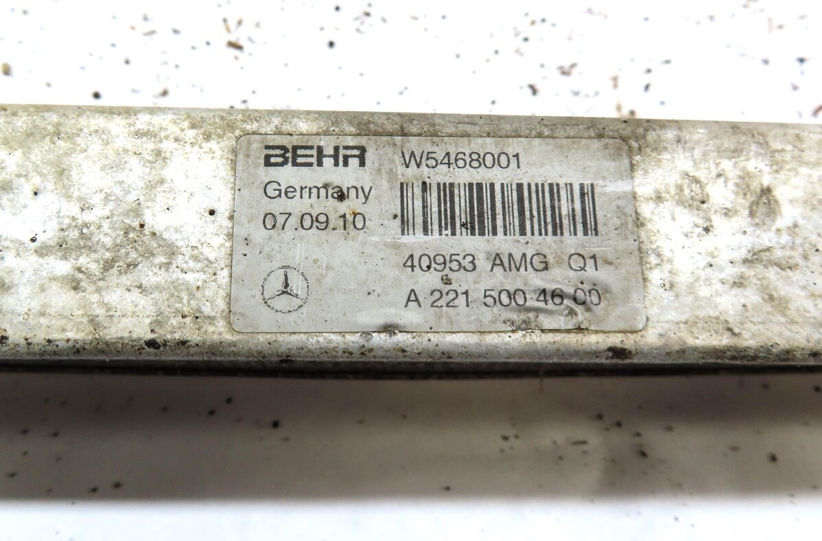 Thumbnail 5: 2011 MERCEDES S63 (W221) 5.5L AMG ENGINE OIL COOLER RADIATOR