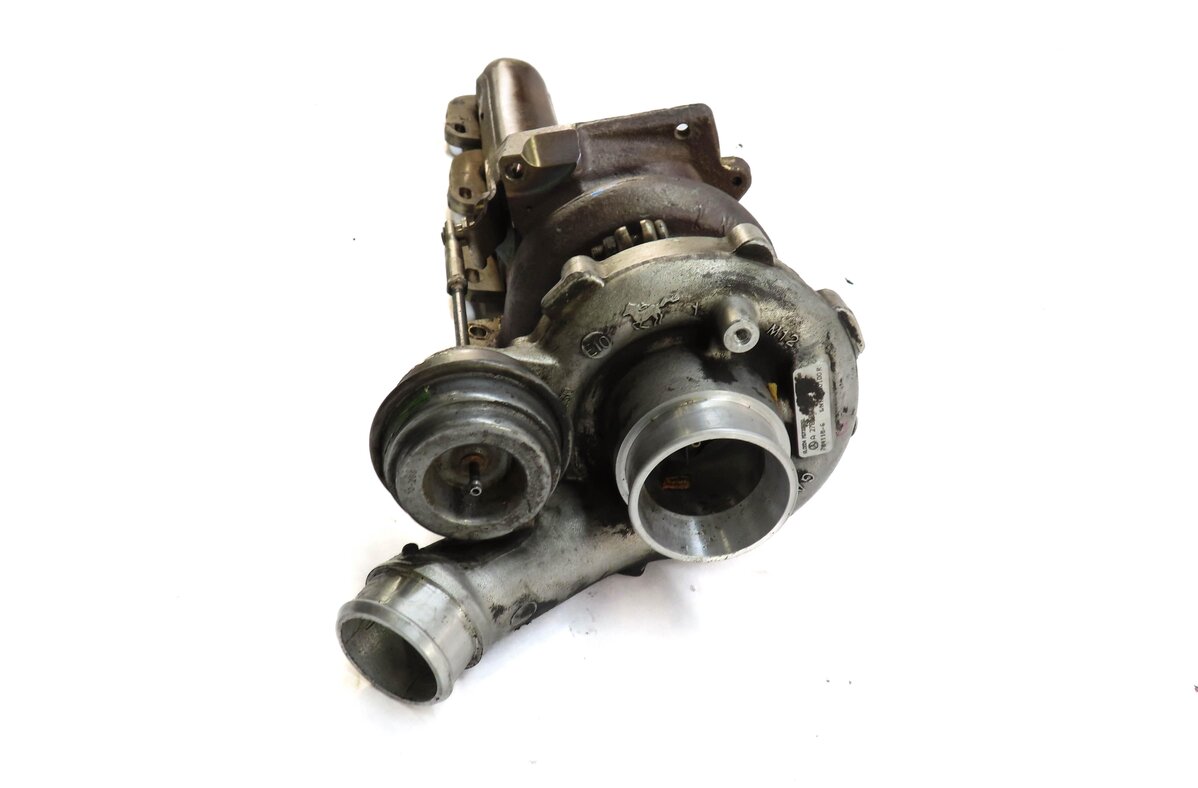 Thumbnail 3: 11-19 MERCEDES CL E GLE GLS ML S SL CLS AMG (W212 W166 X166) LEFT TURBOCHARGER