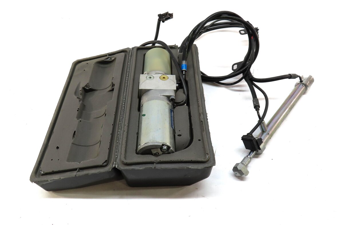 Thumbnail 2: 2011 MERCEDES S63 AMG (W221) TRUNK HYDRAULIC PUMP w/ RAM & LINES 2218001548