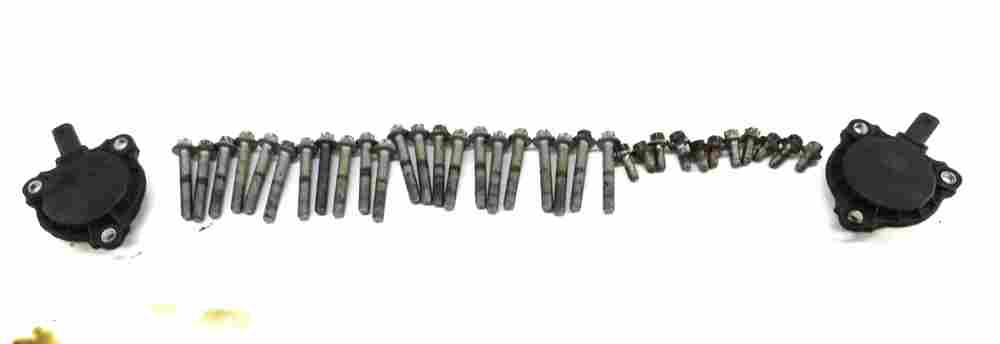 Thumbnail 5: 11-19 CL E G GL S SL CLS W212 W222 W218 5.5L AMG RIGHT CYLINDER HEAD VALVE COVER