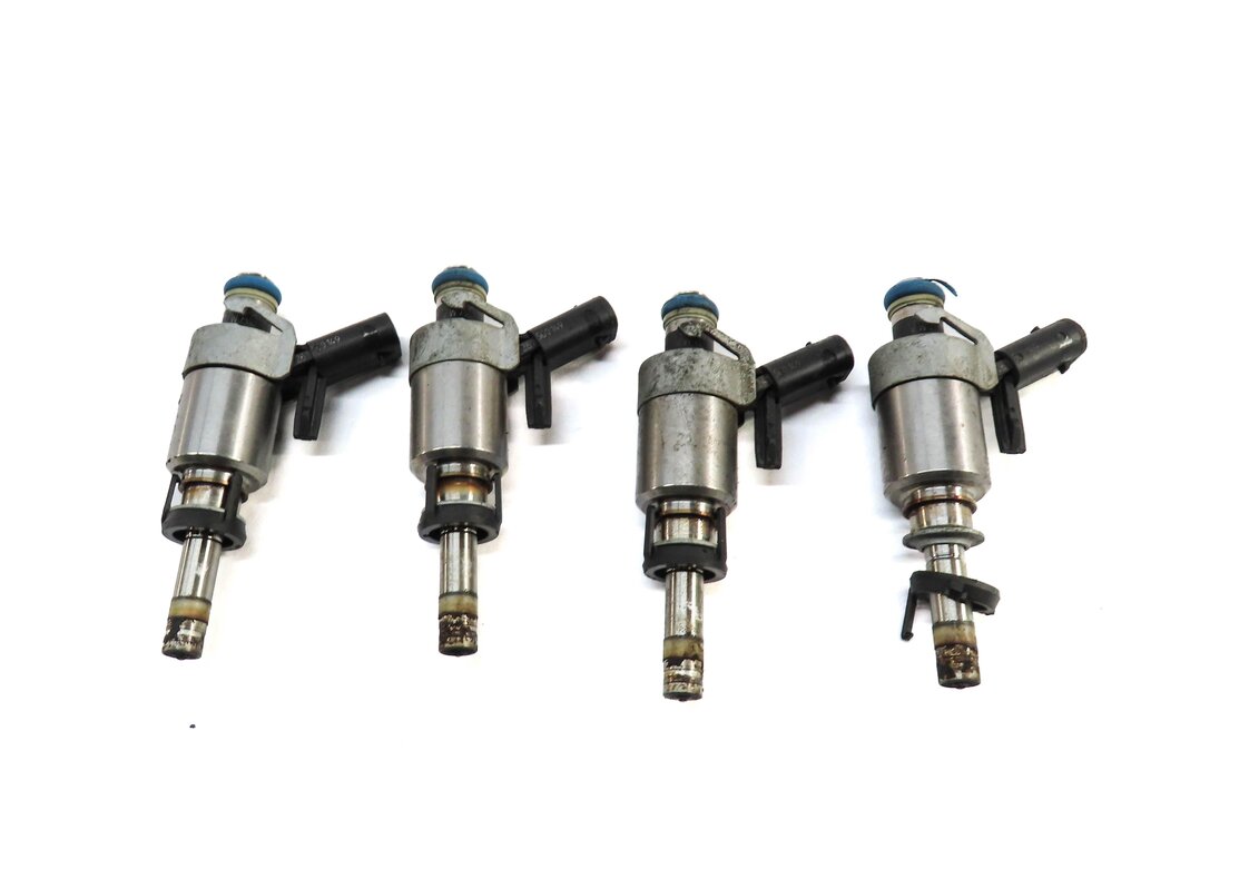 Thumbnail 3: 2015-2016 AUDI A8 (8V) VW GOLF 1.8T (CNSB) TURBO ENGINE FUEL INJECTOR SET (4)