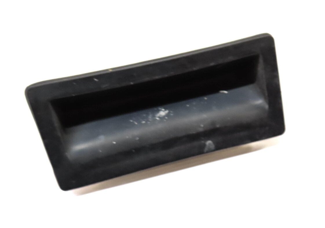Thumbnail 1: 2015 AUDI A3 (8V) REAR TRUNK HANDLE 5N0827566T