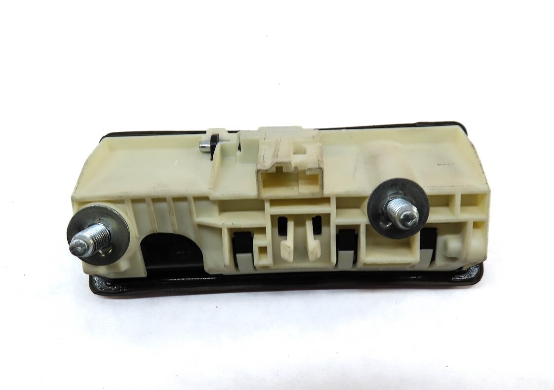 Thumbnail 3: 2015 AUDI A3 (8V) REAR TRUNK HANDLE 5N0827566T