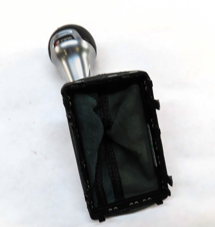 2015 AUDI A3 (8V) AUTOMATIC SHIFTER SHIFT KNOB w/ BOOT (BLACK & SILVER)