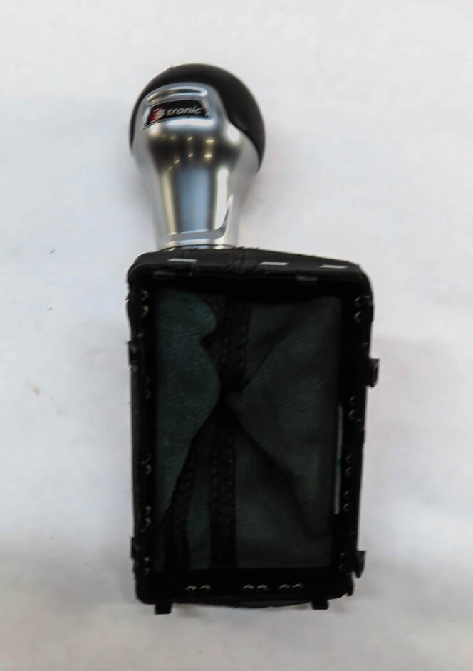 Thumbnail 2: 2015 AUDI A3 (8V) AUTOMATIC SHIFTER SHIFT KNOB w/ BOOT (BLACK & SILVER)