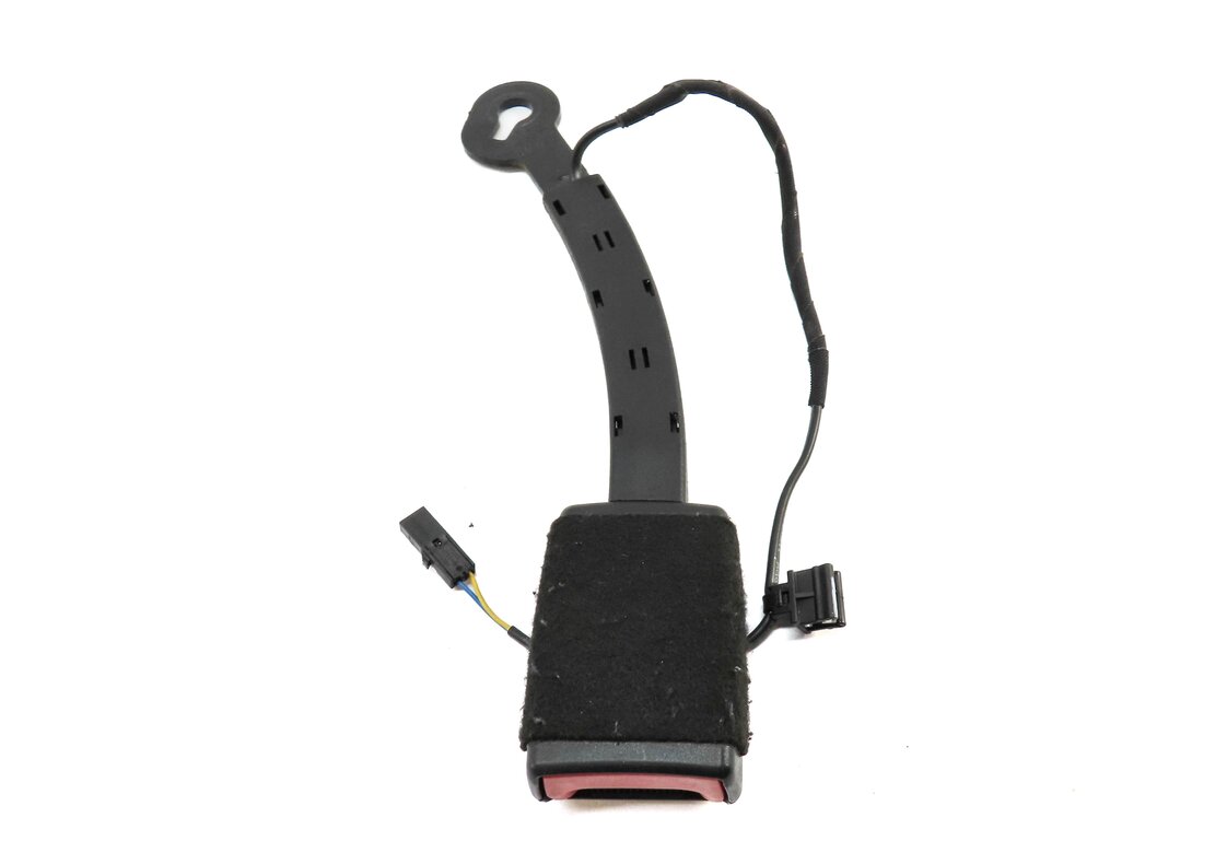 Thumbnail 2: 2015-2018 AUDI A3 S3 RS3 (8V) RIGHT FRONT PASSENGER SEATBELT BUCKLE RECEIVER