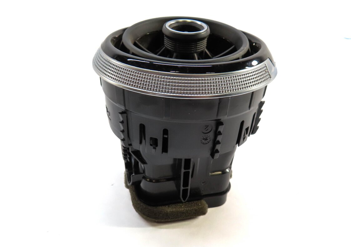 Thumbnail 3: 2015 AUDI A3 (8V) FRONT HVAC A/C HEATER DASH AIR VENT 8V0820901C