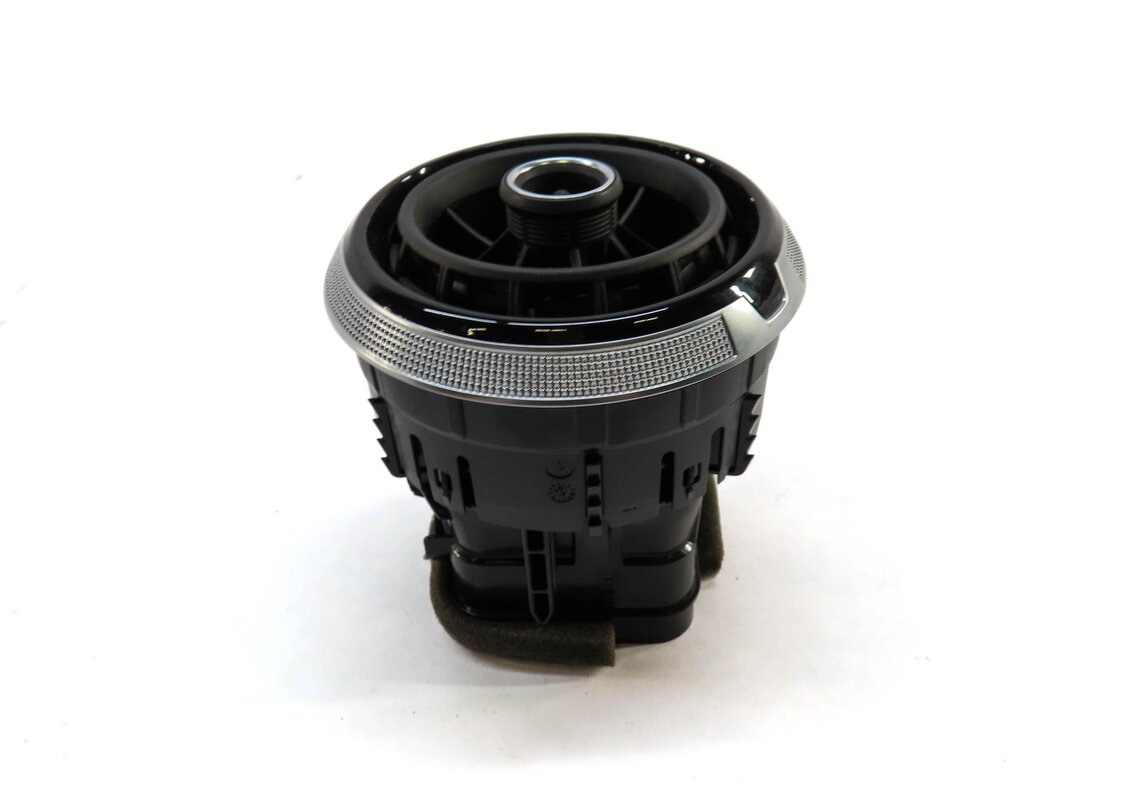 Thumbnail 3: 2015 AUDI A3 (8V) FRONT HVAC A/C HEATER DASH AIR VENT 8V0820901C