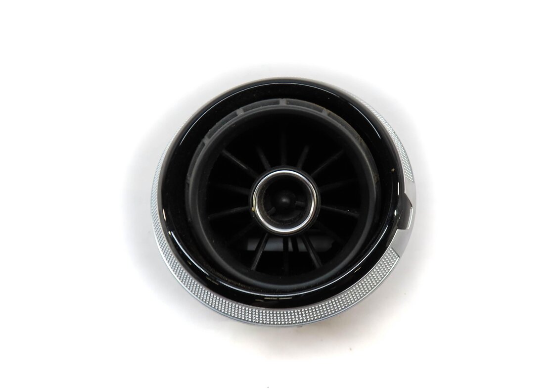 Thumbnail 2: 2015 AUDI A3 (8V) FRONT HVAC A/C HEATER DASH AIR VENT 8V0820901C