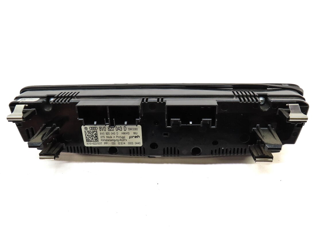 Thumbnail 4: 2015-2018 AUDI A3 S3 (8V) FRONT DUAL ZONE HEATER A/C TEMPERATURE CONTROL PANEL